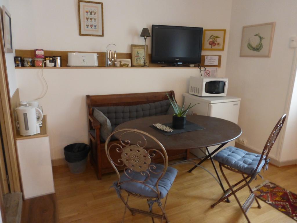 Chambre D'Hotes Le Tilleul De Canac Parking Prive Gratuit Rodez Kültér fotó
